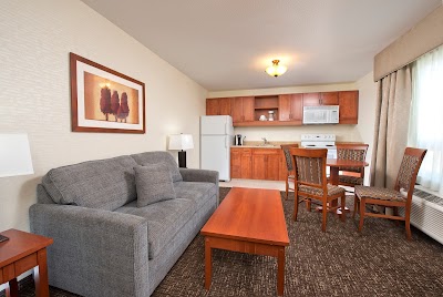 Photos of Gold Eagle Lodge