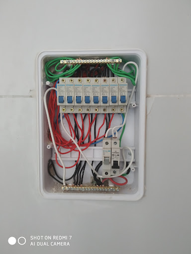 Antônio encanador e eletricista whatsapp 88992894373