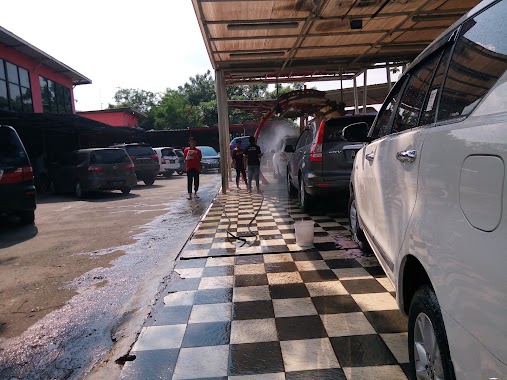 Summarecon Bekasi Car Wash, Author: Yogi Setiawan