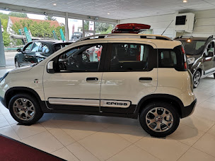 Photo n°1 de EST AUTOMOBILES à Brevans (Vendeur de voitures d'occasion)