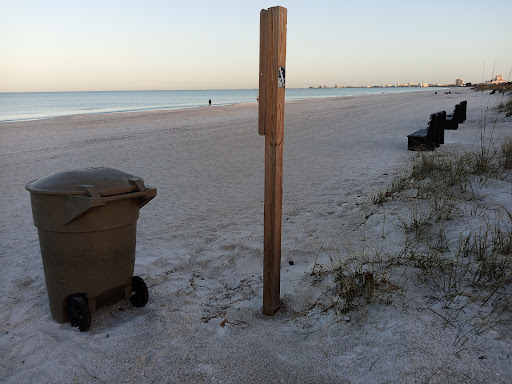 15th Ave Beach Access