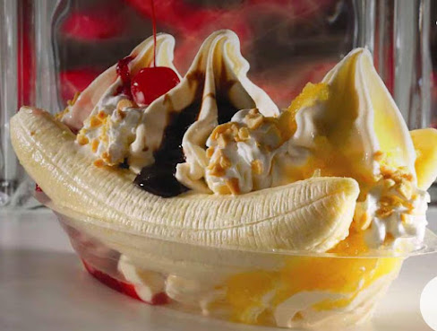 MIKEY'S SOFT SERVE / SMASHED BURGERS AND FRIES by null