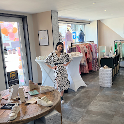 Photo n°8 de L'idéale Boutique à Barlin (Magasin de vêtements pour femmes)