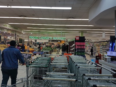Photos of Square Mart