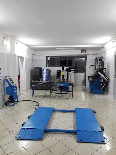 Opinii despre Rinkóczy Autó- és Gumiszerviz Kft. în Fonyód - Autószerelő