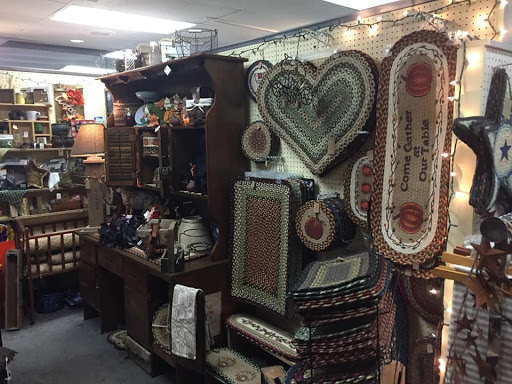 Tracy's Cottage @ Cottage Antiques & Crafts - Thumbnail