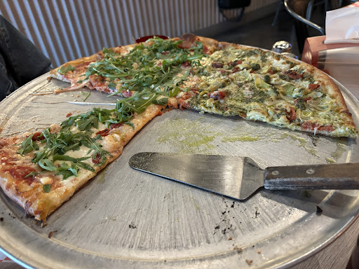 Pizza District - Visual
