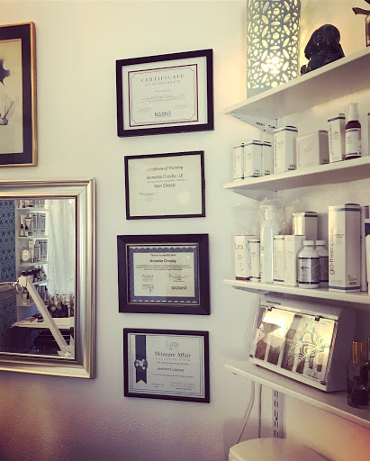 Friday Harbor Salon Logo