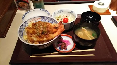 Photos of 万さく高岡駅南店