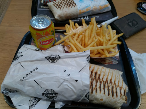 Photo 2 - Le 954, Tacos & Burgers