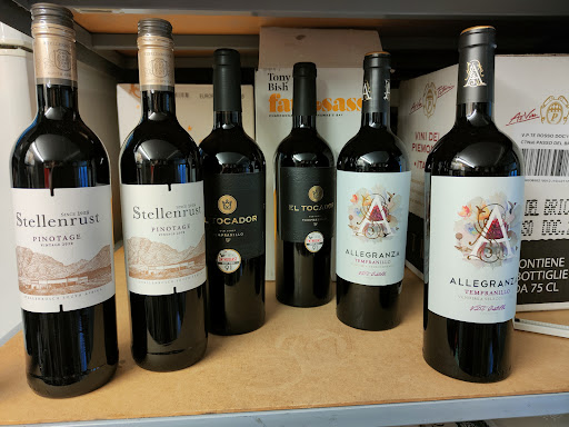 HOUSE4WINE - Visual