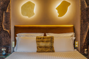 Photo n°74 de Demeures & Châteaux Auberge de la Tour - Restaurants & Hôtel à Marcolès (Hôtel)