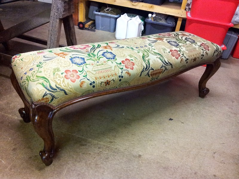 Alisdair Flynn Traditional Upholsterer and Interior Furnisher photo 2
