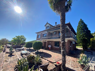 Photo n°14 de Domaine De Pierretaillade à Meyssac (Villa)