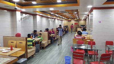 Photos of ওরিয়েন্ট স্ন্যাক্স এন্ড ডিপার্টমেন্ট স্টোর