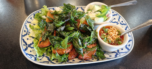 Tomyumkung Thai Cafe - Thumbnail
