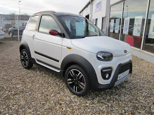 Photo n°16 de LIGIER STORE - AUBÉ MOBILITÉ PONT AUDEMER - VOITURES SANS PERMIS LIGIER à Pont-Audemer (Vendeur de voitures d'occasion)