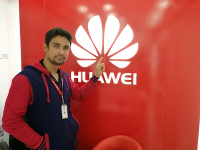 Photos of Huawei Experience Store, Pabna