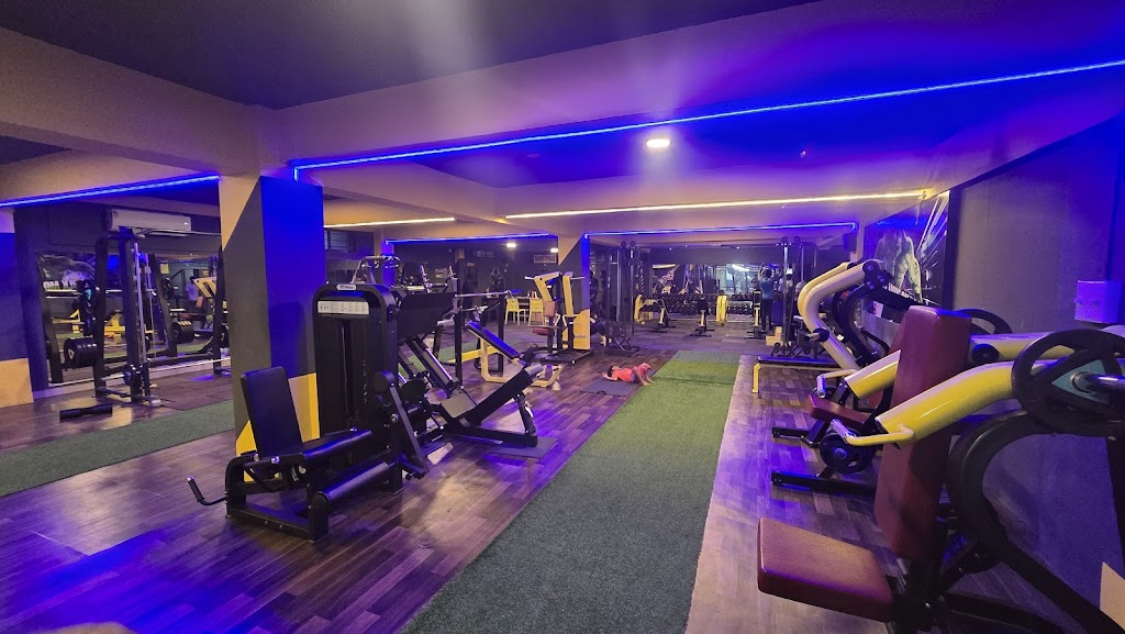 Hulk2 O Fitnessstudio A C