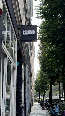 Island Collective GmbH Clemens-Schultz-Straße 70, 20359 Hamburg