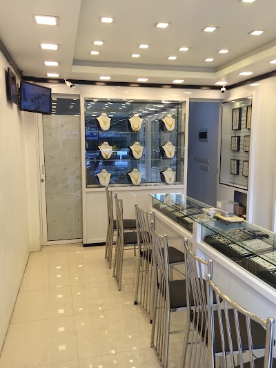 Photos of Topaz Gold House