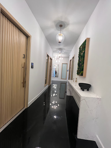 Ludmi Barber Shop Davie - Thumbnail