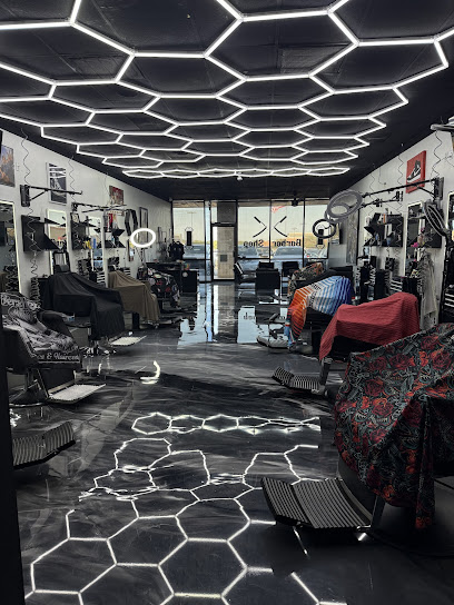 Foto de The Mane Cave Barbershop