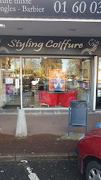 Photo n°4 de Styling Coiffure à Othis (Salon de coiffure)