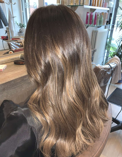 Cheveux de toute beauté - Thumbnail