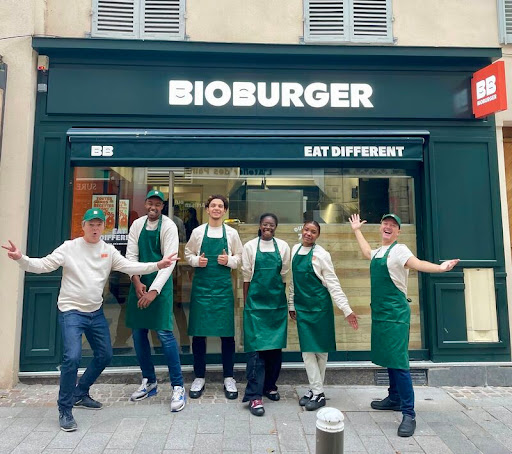 Photo 9 - Le 4.90Burger