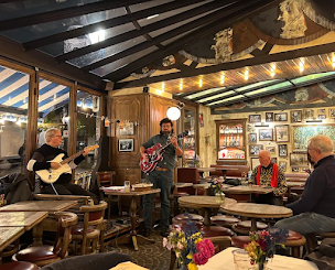 Photo n°145 de Au Clairon des Chasseurs à Paris (Bar à vin)