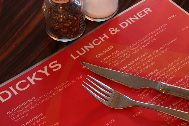 Dicky's Grand Café