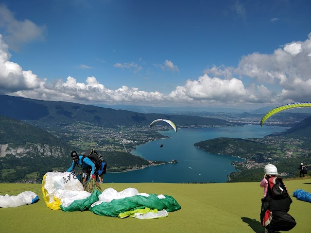 Les Grands Espaces - Parapente Annecy