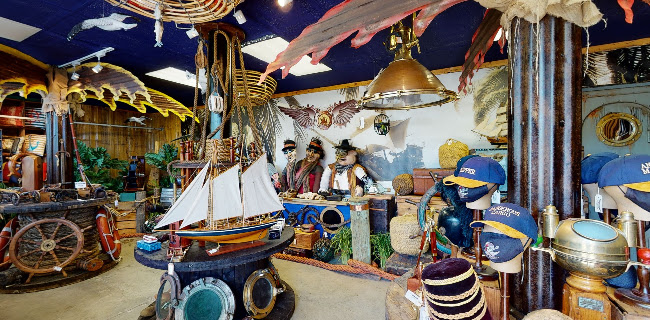 Shipwreck Trading