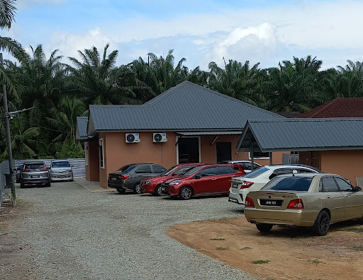 Homestay73 Parit Raja.