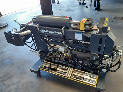 Dolphin Auto, LLC - Visual
