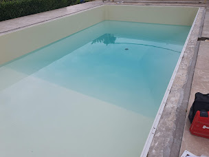 Photo n°15 de LAMIPOSE à Massieux (Société de construction de piscine)