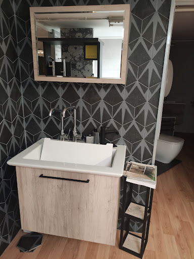 Il Decoro Arredo Bagno E Ceramiche