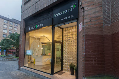 Clínica Dental Landaburu Especialistas en Implantología Dental en Santutxu