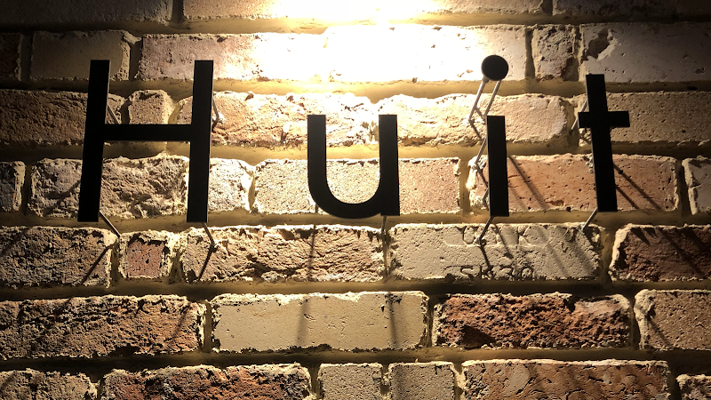 ワイン食堂Huit（ユイット）