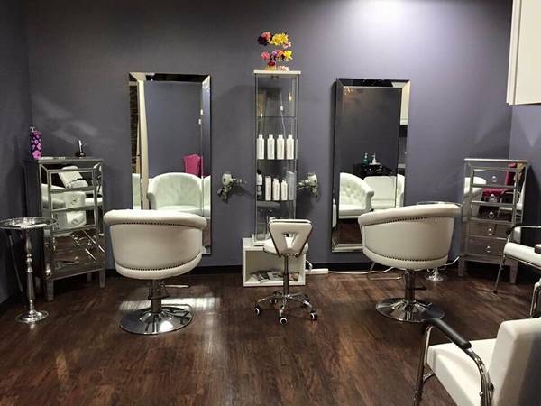Phenix Salon Suites Middletown interior view
