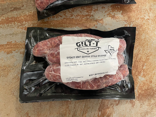 Gilt-T-Pleasure Farms - Thumbnail