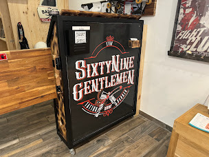 Photo n°10 de Sixty Nine Gentlemen à Lyon (Salon de coiffure)