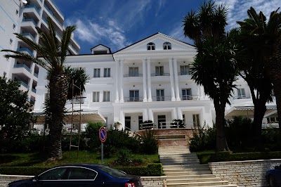 Jaroal Hotel