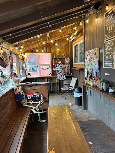 Fernie's Coffee - Visual