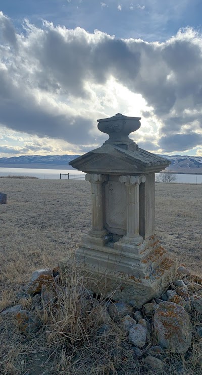 Lavenia Cemetery