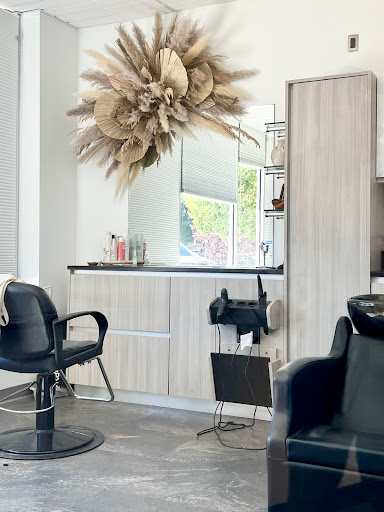 Sola Salon Studios *Paseo/Holly Location Gallery - United States