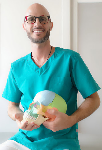 Massoterapista Osteopata Michael Lucianaz