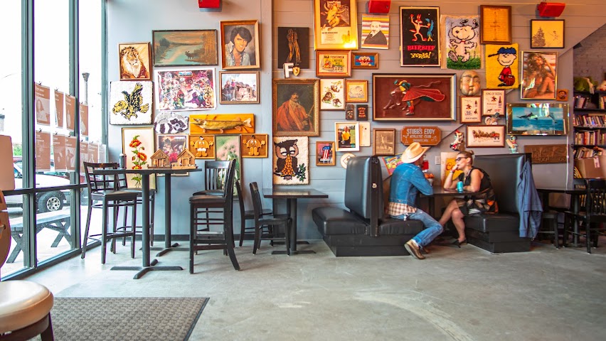 Raccoon Motel by null