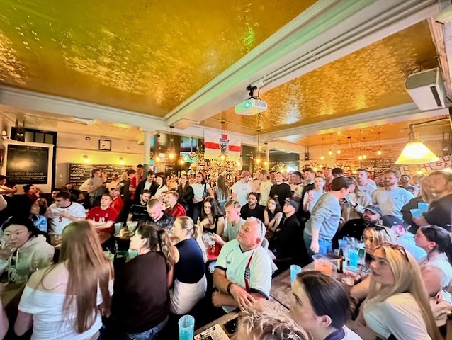 The Coach & Horses by null